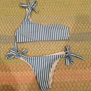 Pacsun striped one shoulder bikini